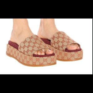 Brand New with Tags, AUTHENTIC Gucci platform slides. Size 8/38